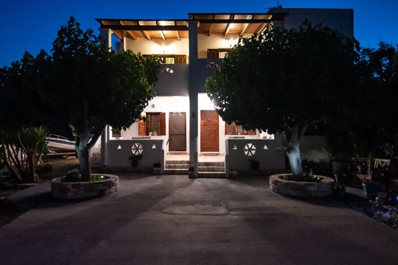 Athena'S Houses Skyros Exterior photo